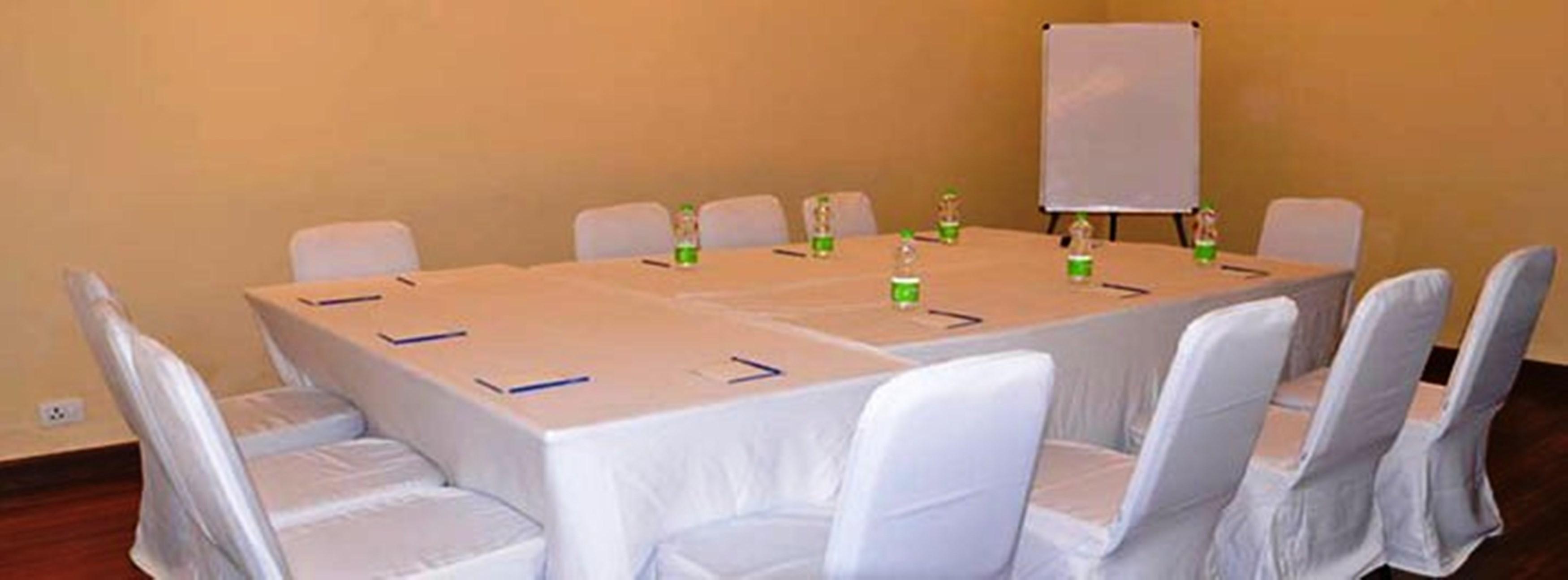 Sarovar Portico Naraina, Hotel Νέο Δελχί Εξωτερικό φωτογραφία