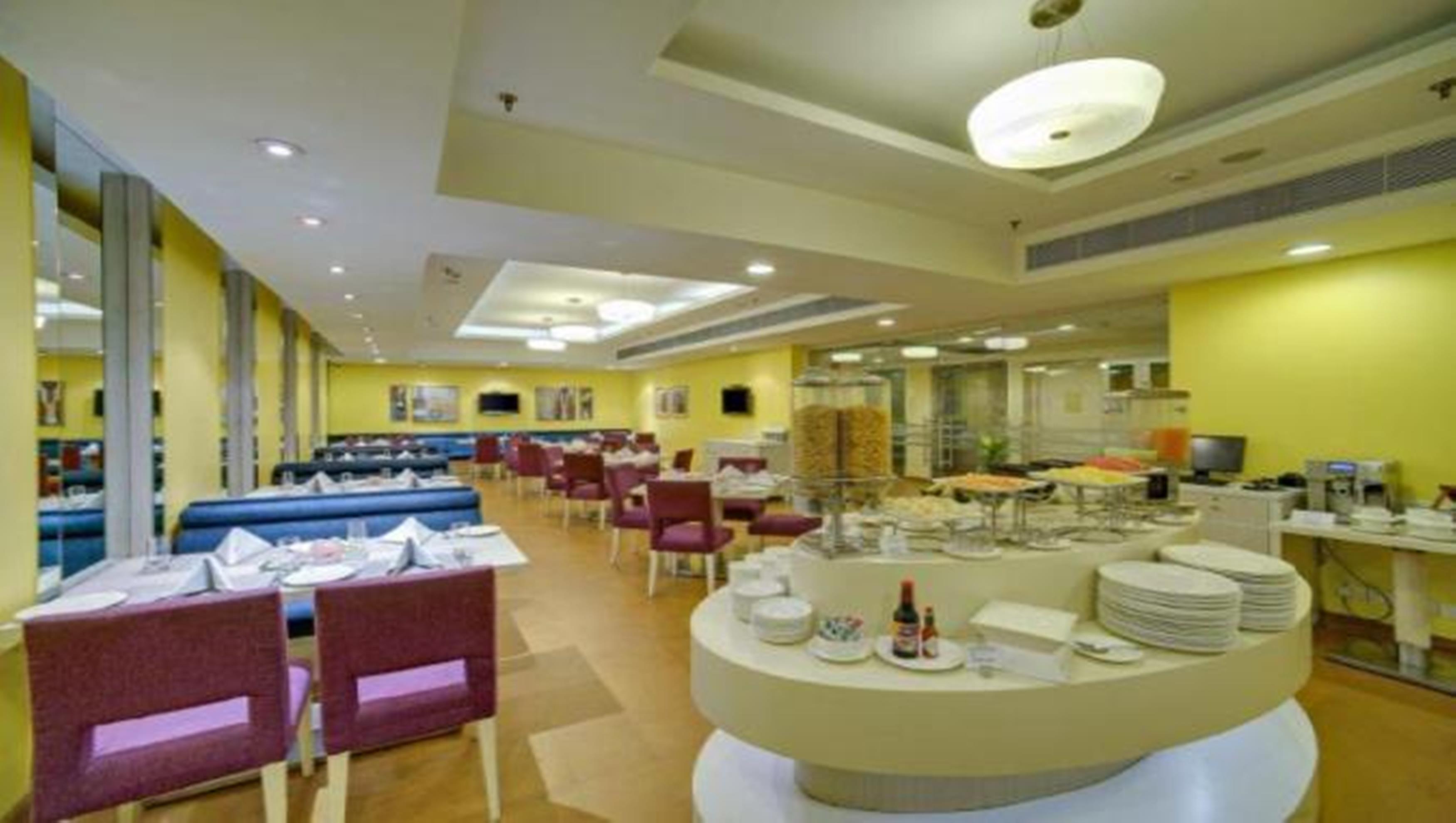 Sarovar Portico Naraina, Hotel Νέο Δελχί Εξωτερικό φωτογραφία