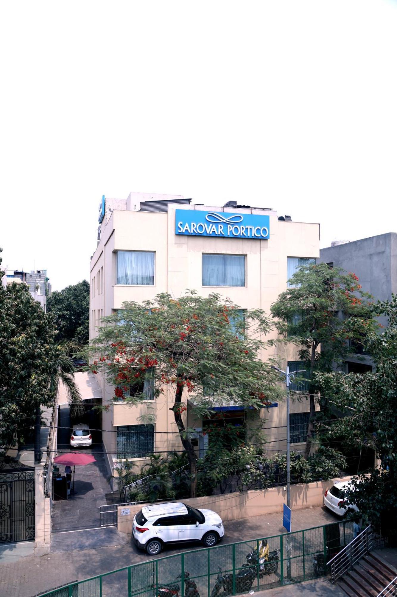 Sarovar Portico Naraina, Hotel Νέο Δελχί Εξωτερικό φωτογραφία