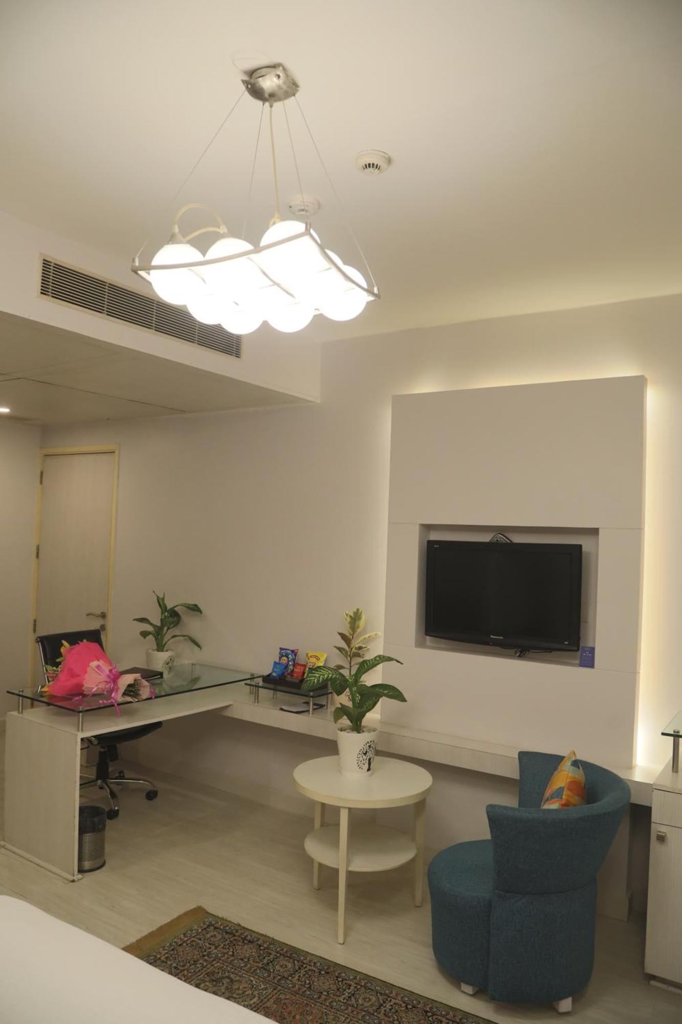 Sarovar Portico Naraina, Hotel Νέο Δελχί Εξωτερικό φωτογραφία